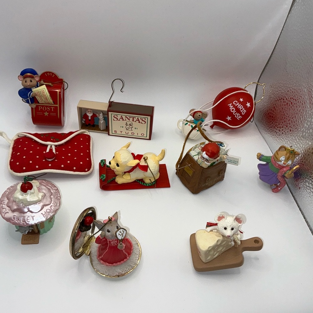 Hallmark & Enesco 10 Individual Collectible Christmas Ornaments - Picture 3 of 5